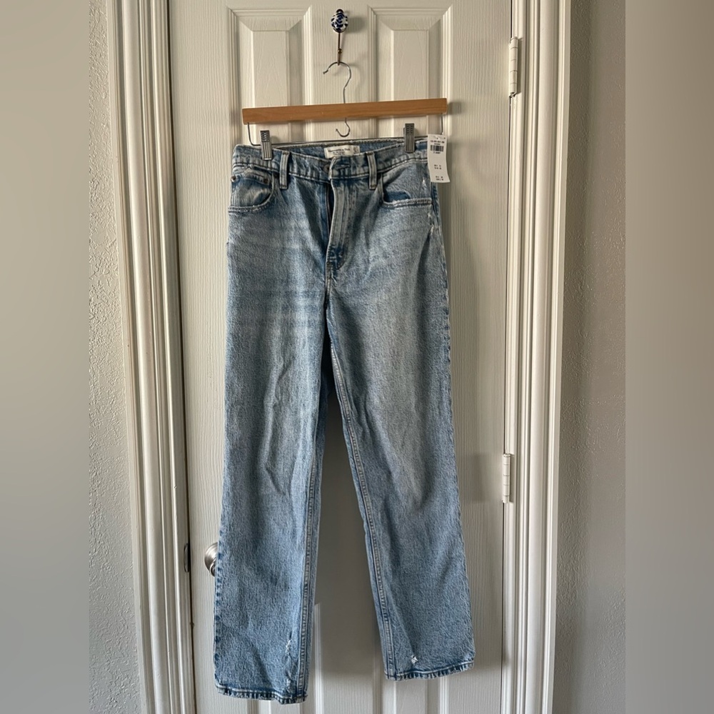 Abercrombie and Fitch 90s straight ultra high rise jeans NWT size 27 SHORT